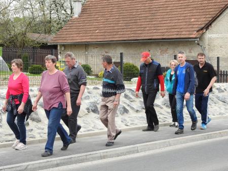 Pohod po novozgrajenih pločnikih 50